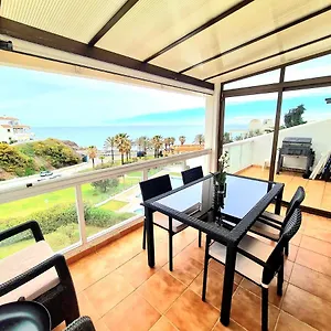 https://sunrise-sea-views-eco-apartment-with-swimming-pool.es-andalucia.com